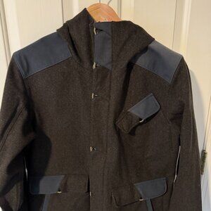 Nau Raincoat with Hood - Men's Large